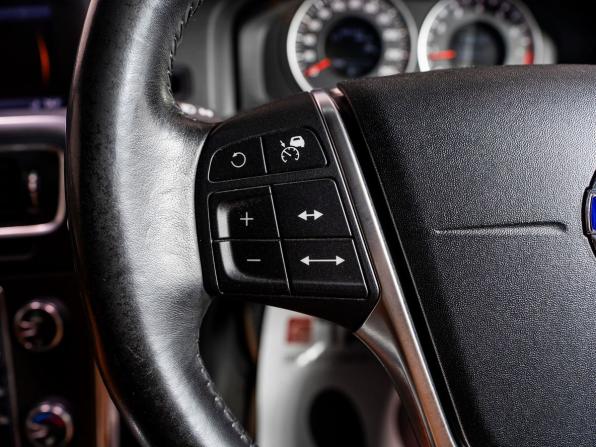 Volvo V60 I с пробегом 2011 года, цена 1 230 000 рублей, 88100 км, универсал, Автокод Объявления
