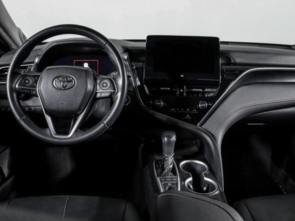Toyota Camry VIII (XV70) Рестайлинг с пробегом 2023 года, цена 3 699 999 рублей, 45550 км, седан, Автокод Объявления