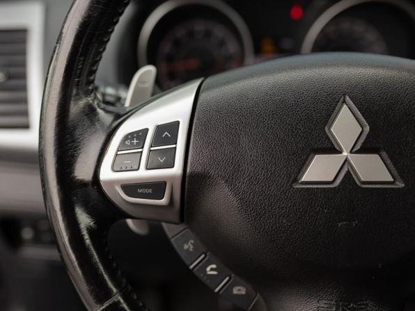 Mitsubishi Outlander II Рестайлинг с пробегом 2010 года, цена 1 250 000 рублей, 152322 км, внедорожник, Автокод Объявления