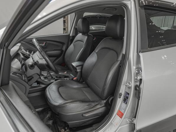 Hyundai ix35 I Рестайлинг с пробегом 2014 года, цена 1 240 000 рублей, 197793 км, внедорожник, Автокод Объявления