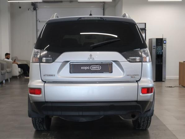 Mitsubishi Outlander II Рестайлинг с пробегом 2010 года, цена 989 000 рублей, 167449 км, внедорожник, Автокод Объявления