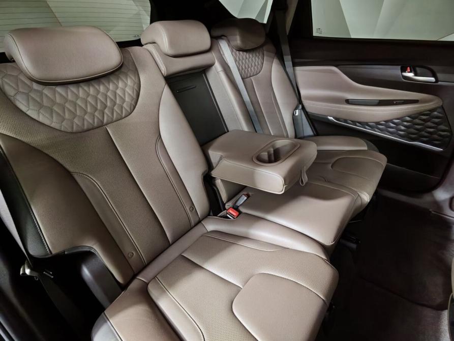 Hyundai Santa Fe IV Москва  - изображение 16