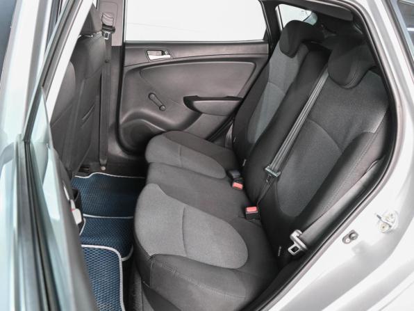 Hyundai Solaris I с пробегом 2014 года, цена 989 000 рублей, 129367 км, хэтчбек, Автокод Объявления
