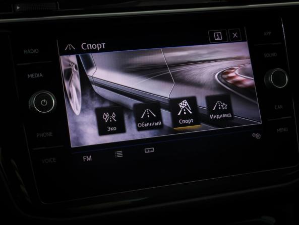 Volkswagen Tiguan II с пробегом 2020 года, цена 2 985 000 рублей, 84374 км, внедорожник, Автокод Объявления