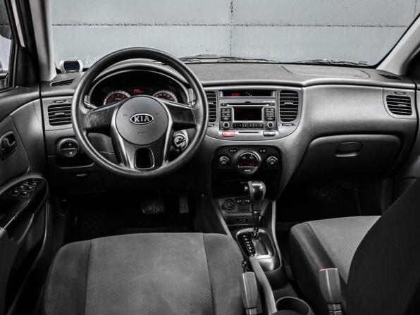 Kia Rio II Рестайлинг с пробегом 2009 года, цена 599 000 рублей, 236331 км, хэтчбек, Автокод Объявления