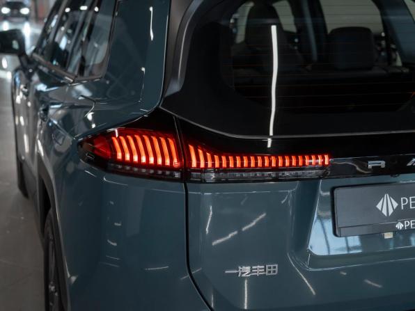 Toyota RAV4 VI (XA60) с пробегом 2026 года, цена 4 520 000 рублей, 100 км, внедорожник, Автокод Объявления