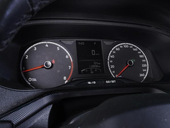 Volkswagen Polo VI с пробегом 2022 года, цена 1 659 000 рублей, 112898 км, лифтбек, Автокод Объявления