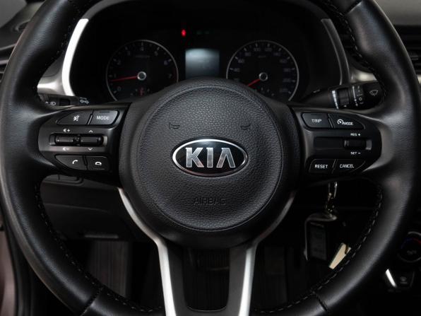 Kia Rio IV Рестайлинг с пробегом 2020 года, цена 1 623 000 рублей, 102164 км, седан, Автокод Объявления