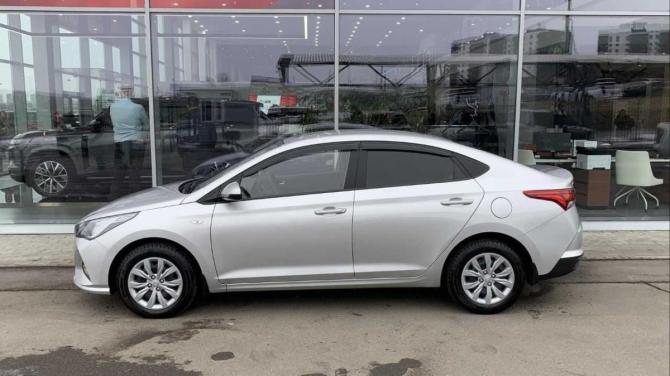 Hyundai Solaris II Рестайлинг с пробегом 2021 года, цена 1 500 000 рублей, 52538 км, седан, Автокод Объявления