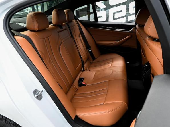 BMW 5 серии VII (G30/G31/G38) с пробегом 2017 года, цена 2 599 000 рублей, 118008 км, седан, Автокод Объявления