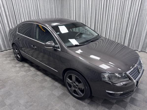 Volkswagen Passat B6 с пробегом 2008 года, цена 890 000 рублей, 291696 км, седан, Автокод Объявления