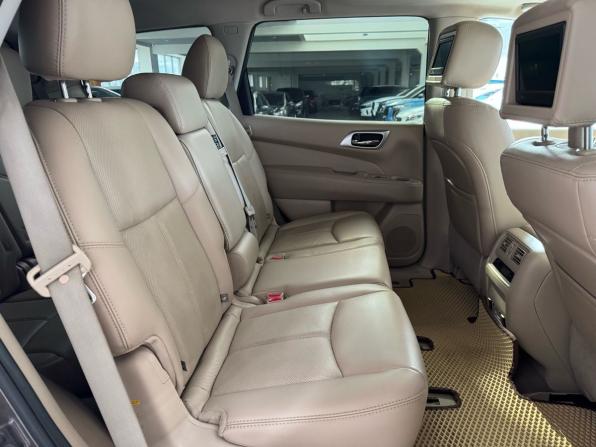 Nissan Pathfinder IV с пробегом 2014 года, цена 1 300 000 рублей, 305954 км, внедорожник, Автокод Объявления