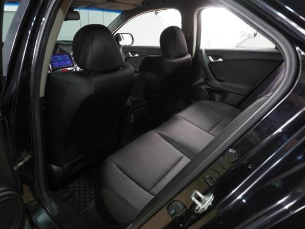 Honda Accord VIII Рестайлинг с пробегом 2012 года, цена 1 299 000 рублей, 179541 км, седан, Автокод Объявления