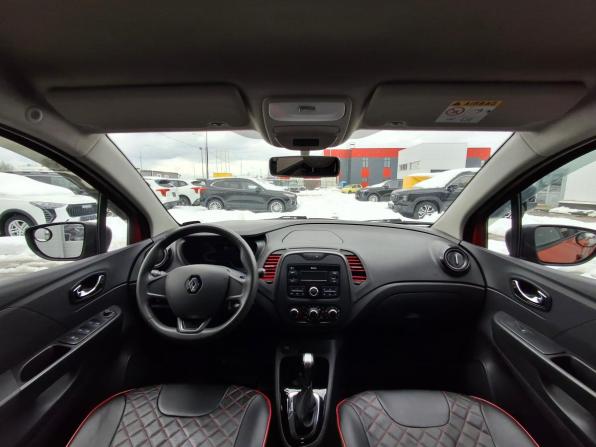 Renault Kaptur I с пробегом 2019 года, цена 1 365 000 рублей, 58058 км, внедорожник, Автокод Объявления