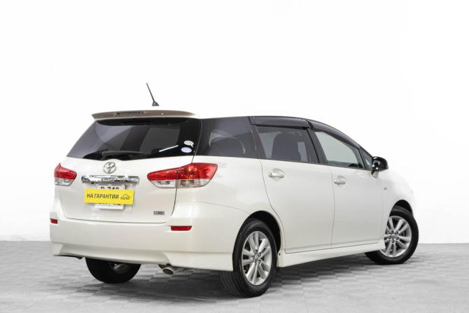 Toyota Wish II с пробегом 2010 года, цена 1 169 000 рублей, 225000 км, минивэн, Автокод Объявления
