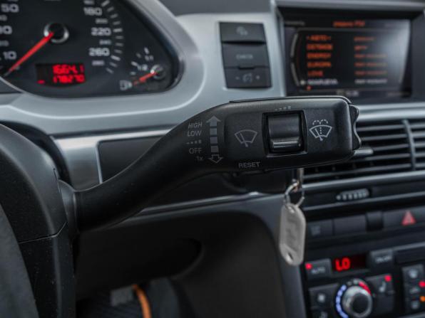 Audi A6 III (C6) Рестайлинг с пробегом 2011 года, цена 985 000 рублей, 178270 км, седан, Автокод Объявления