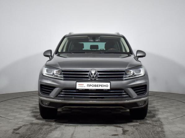 Volkswagen Touareg II Рестайлинг с пробегом 2015 года, цена 2 279 000 рублей, 238396 км, внедорожник, Автокод Объявления