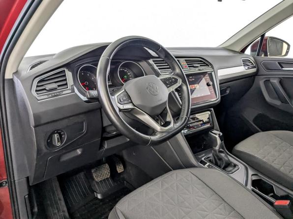 Volkswagen Tiguan II Рестайлинг с пробегом 2021 года, цена 2 075 000 рублей, 146811 км, внедорожник, Автокод Объявления