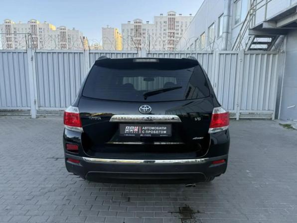 Toyota Highlander II (XU40) Рестайлинг с пробегом 2012 года, цена 1 745 000 рублей, 356283 км, внедорожник, Автокод Объявления