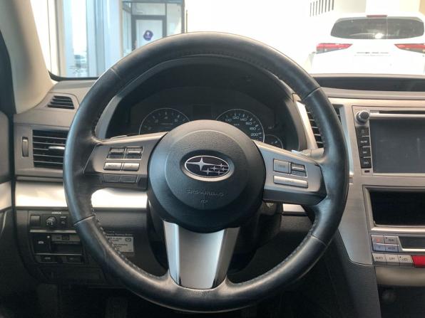 Subaru Legacy V с пробегом 2011 года, цена 929 000 рублей, 205000 км, седан, Автокод Объявления