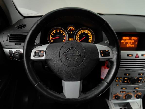 Opel Astra H Рестайлинг с пробегом 2012 года, цена 461 000 рублей, 204069 км, универсал, Автокод Объявления