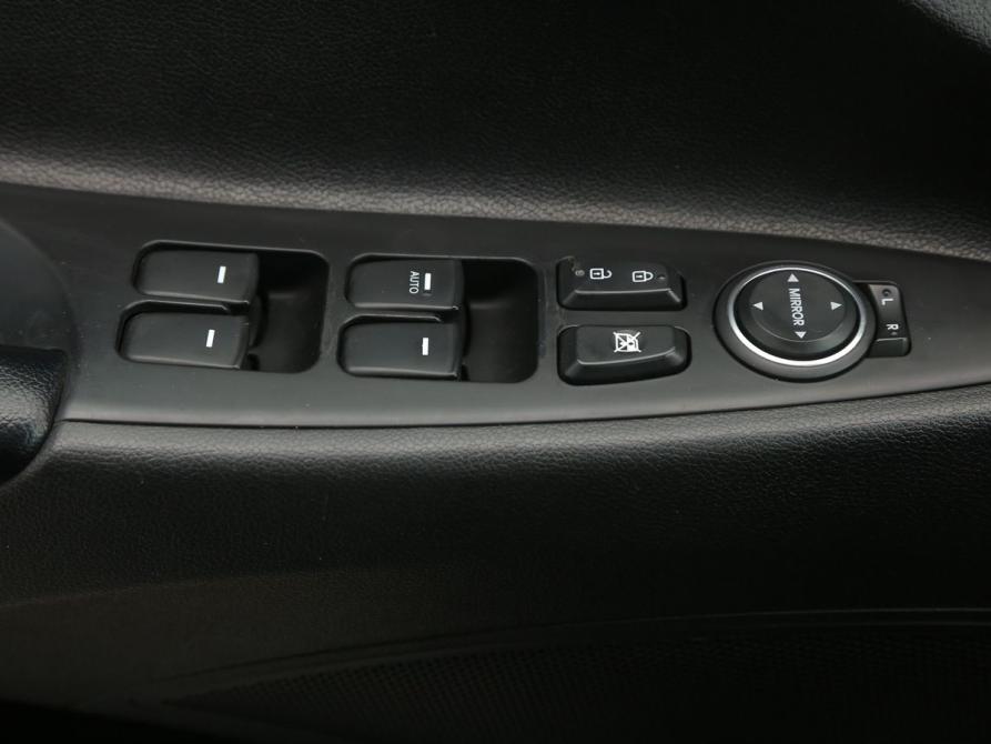 Hyundai Sonata VI (YF) Иваново  - изображение 17