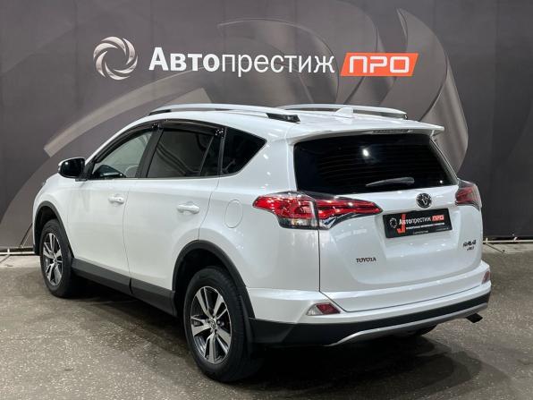 Toyota RAV4 IV (XA40) Рестайлинг с пробегом 2019 года, цена 2 850 000 рублей, 117000 км, внедорожник, Автокод Объявления