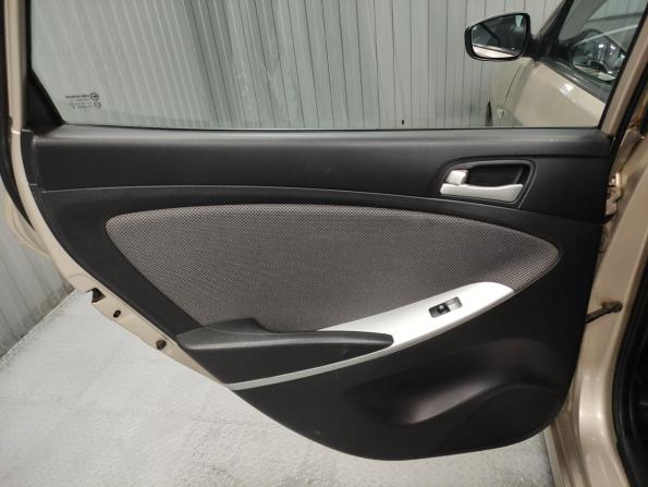 Hyundai Solaris I с пробегом 2011 года, цена 570 000 рублей, 250535 км, седан, Автокод Объявления
