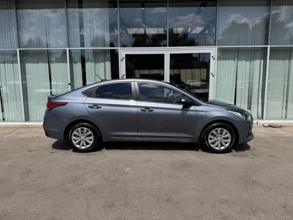Hyundai Solaris II с пробегом 2019 года, цена 1 399 000 рублей, 97111 км, седан, Автокод Объявления