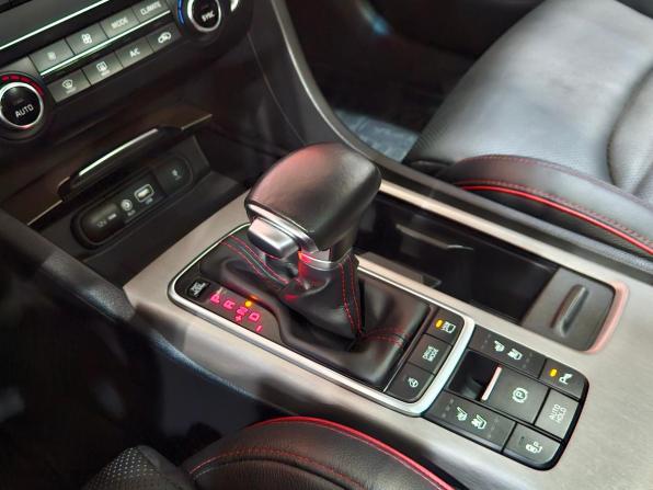 Kia Optima IV Рестайлинг с пробегом 2019 года, цена 2 150 000 рублей, 87363 км, седан, Автокод Объявления