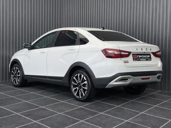Lada (ВАЗ) Vesta I Рестайлинг (NG) с пробегом 2023 года, цена 1 457 000 рублей, 37629 км, седан, Автокод Объявления