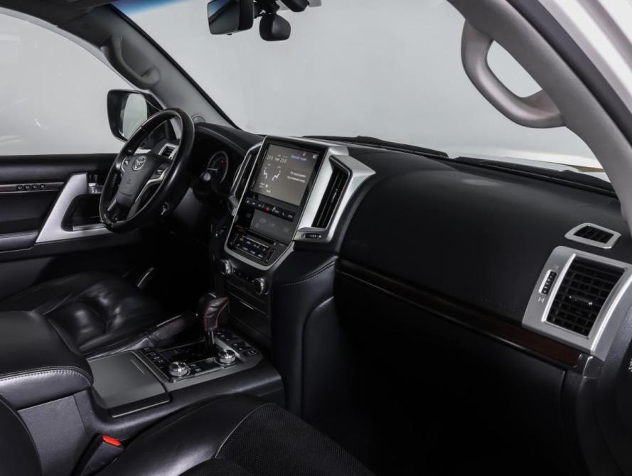 Toyota Land Cruiser 200 Series Рестайлинг 2 Москва  - изображение 10
