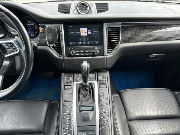 Porsche Macan I с пробегом 2017 года, цена 4 500 000 рублей, 90651 км, внедорожник, Автокод Объявления
