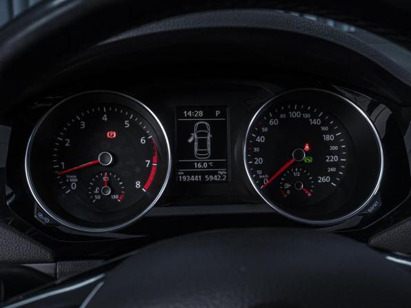 Volkswagen Jetta VI Рестайлинг с пробегом 2016 года, цена 1 198 000 рублей, 193441 км, седан, Автокод Объявления