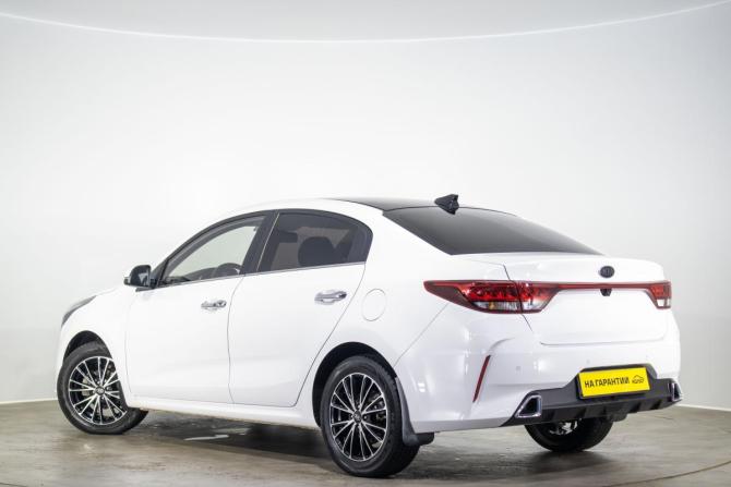 Kia Rio IV Рестайлинг с пробегом 2021 года, цена 2 099 000 рублей, 24280 км, седан, Автокод Объявления
