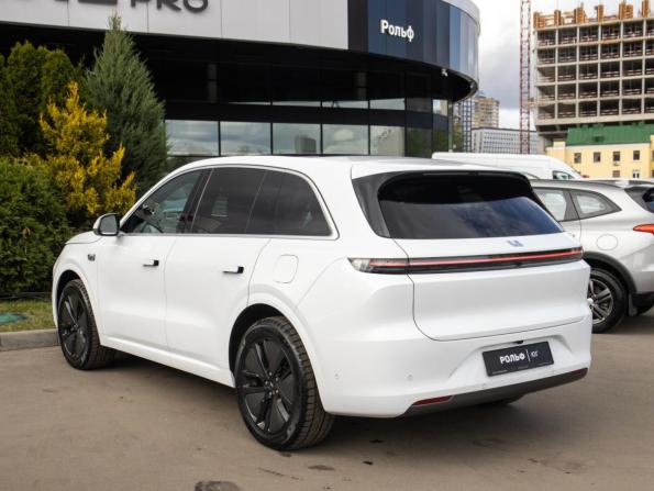Li Auto (Lixiang) L6 с пробегом 2024 года, цена 5 198 000 рублей, 6455 км, внедорожник, Автокод Объявления