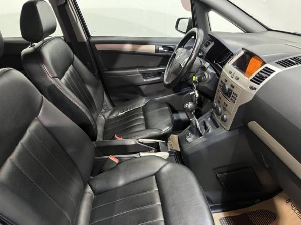 Opel Zafira B с пробегом 2008 года, цена 548 200 рублей, 279033 км, компактвэн, Автокод Объявления