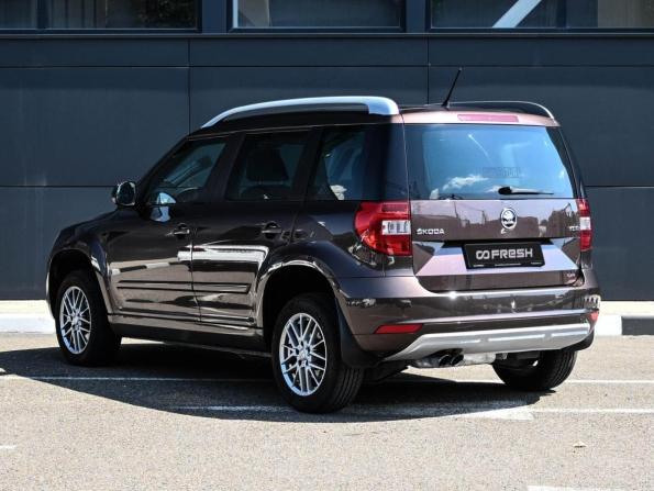 Skoda Yeti I Рестайлинг с пробегом 2015 года, цена 1 324 000 рублей, 252307 км, внедорожник, Автокод Объявления