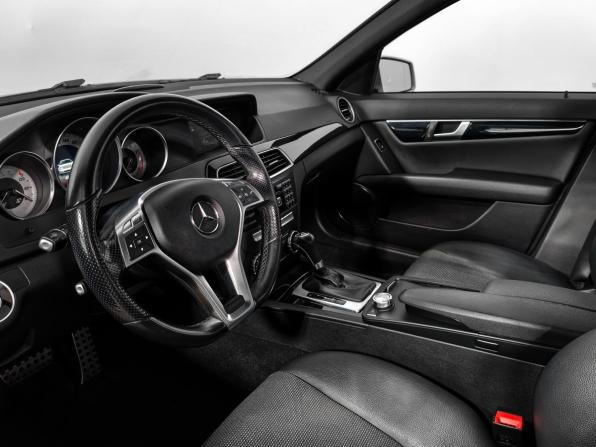 Mercedes-Benz C-Класс III (W204) Рестайлинг с пробегом 2013 года, цена 1 430 000 рублей, 140800 км, седан, Автокод Объявления