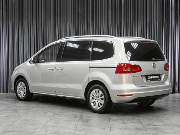 Volkswagen Sharan II с пробегом 2011 года, цена 1 229 000 рублей, 152329 км, минивэн, Автокод Объявления