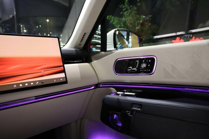 Новый Zeekr 9X 2025 года, цена 11 850 000 рублей, внедорожник, Автокод Объявления