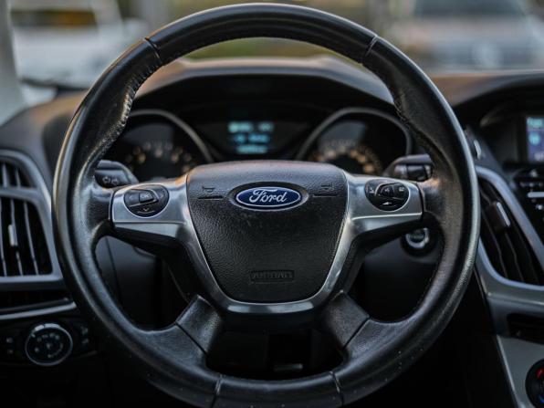 Ford Focus III с пробегом 2013 года, цена 699 000 рублей, 250088 км, хэтчбек, Автокод Объявления
