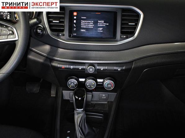 Lada (ВАЗ) Vesta I Рестайлинг (NG) с пробегом 2024 года, цена 1 397 000 рублей, 15941 км, седан, Автокод Объявления