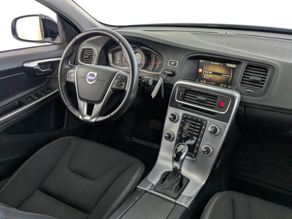 Volvo V60 Cross Country I с пробегом 2018 года, цена 2 555 000 рублей, 79719 км, универсал, Автокод Объявления