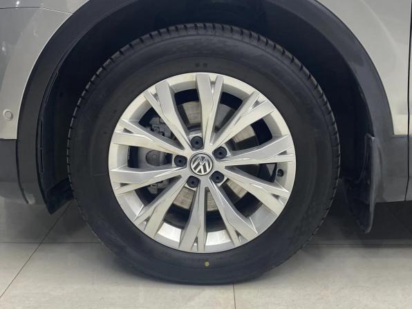 Volkswagen Tiguan II с пробегом 2017 года, цена 1 549 000 рублей, 316525 км, внедорожник, Автокод Объявления