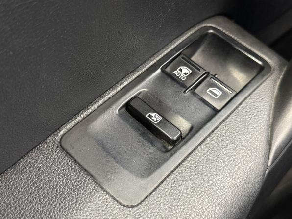 Volkswagen Polo V Рестайлинг с пробегом 2015 года, цена 1 150 000 рублей, 89323 км, седан, Автокод Объявления