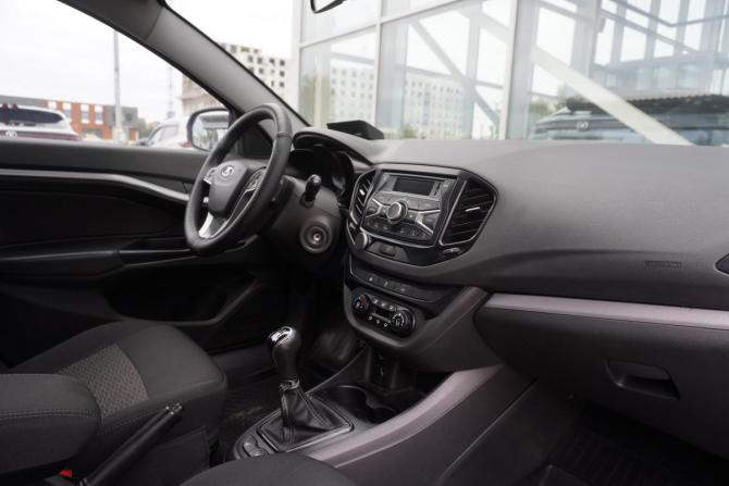 Lada (ВАЗ) Vesta I с пробегом 2020 года, цена 976 000 рублей, 136000 км, седан, Автокод Объявления