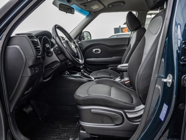 Kia Soul II Рестайлинг с пробегом 2018 года, цена 1 678 000 рублей, 139765 км, хэтчбек, Автокод Объявления