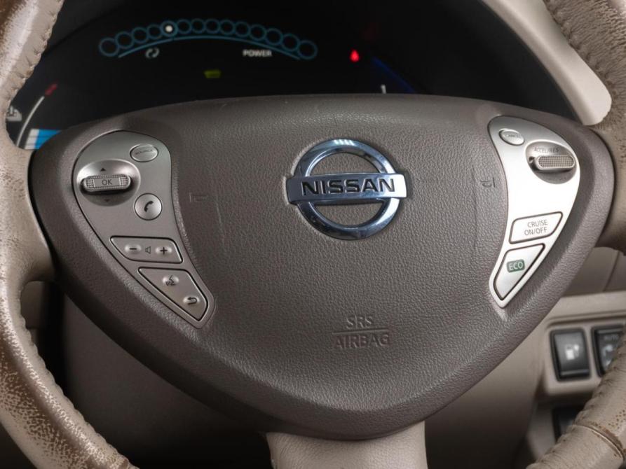 Nissan Leaf I (ZE0/AZE0) Тюмень  - изображение 21