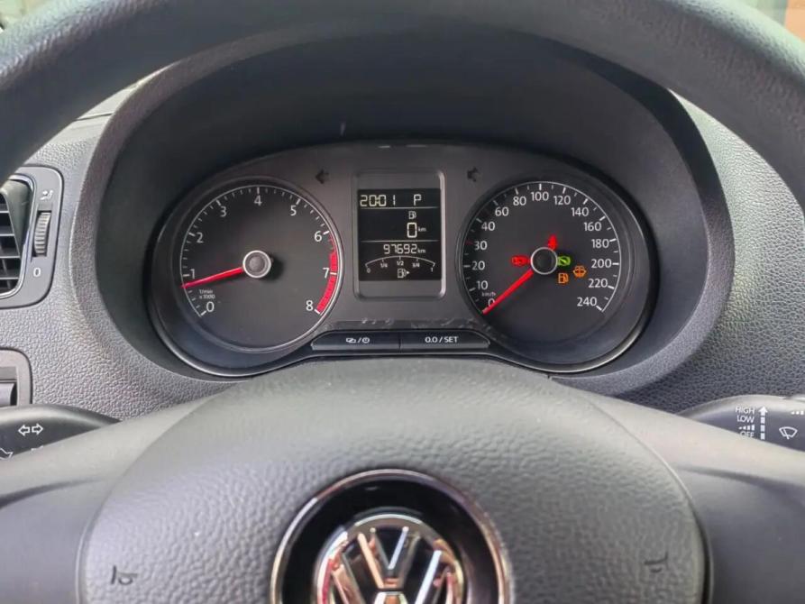 Volkswagen Polo V Рестайлинг Оренбург  - изображение 9